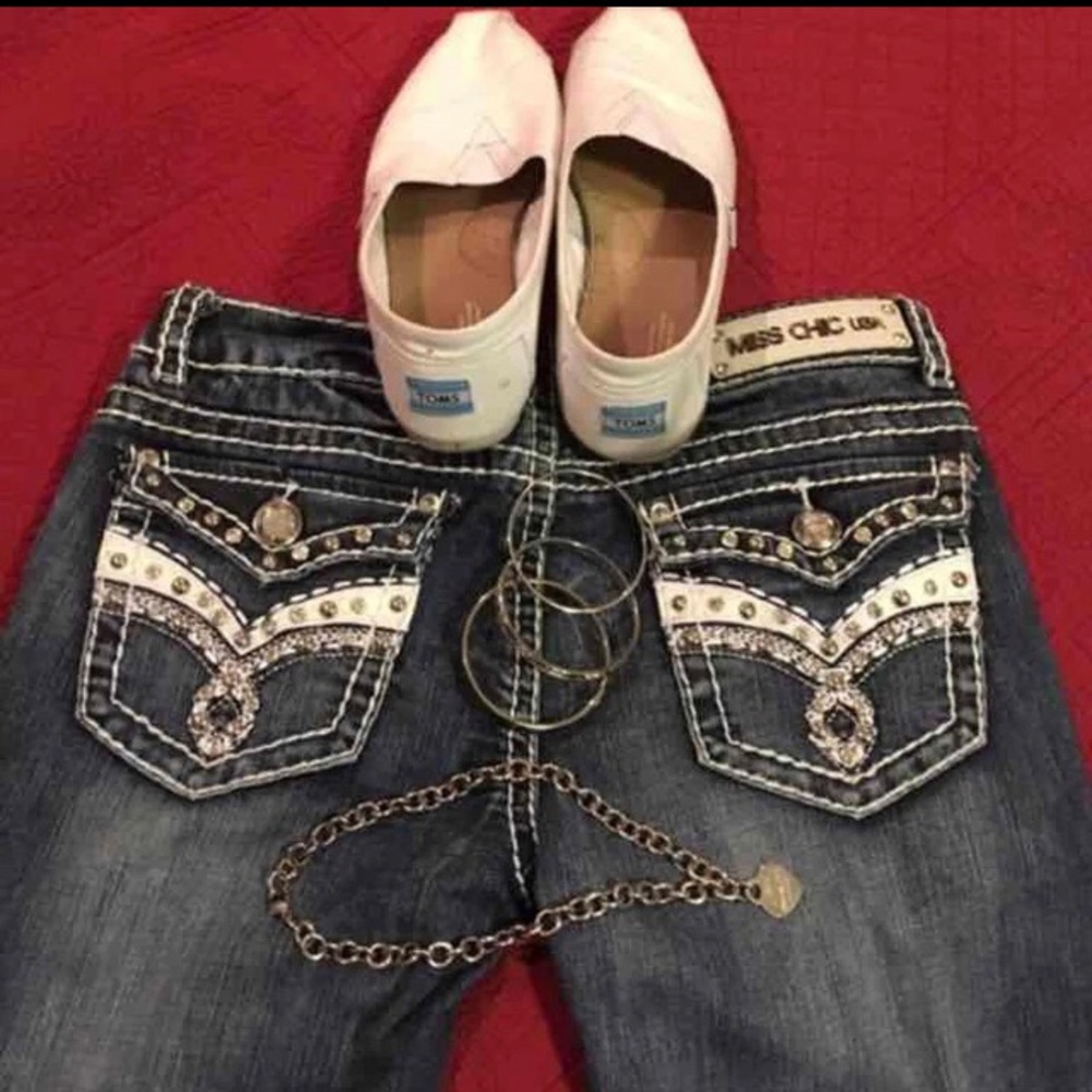 Miss Chic Embellished Capris- Size 11